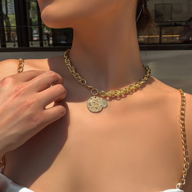 Joyería De Moda Creativo Aleación Carta Cabeza Colgante Collar Moda Estilo Punk Collar Venta Al Por Mayor Nihaojewelry
