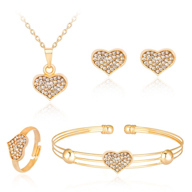 Nueva Moda Coreana Exquisita Joyería De Amor Llena De Diamantes Kc Aleación Plateada Collar De Diamantes De Cuatro Piezas Al Por Mayor Nihaojewelry