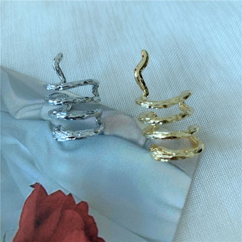 Boucles D&#39;oreilles En Corée Exagération Sans Oreille Percée Clip En Os Serpentine Boucle D&#39;oreille En Métal Unique En Gros Nihaojewelry