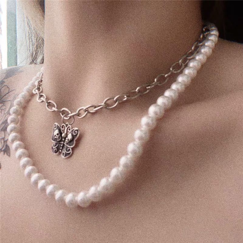 Exaggerated Butterfly Retro Pearl Double-layer Necklace Niche Clavicle Chain Dark Wholesale Nihaojewelry