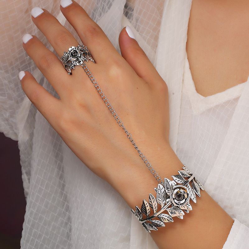 Fashion Trend Carved Rose Leaf Set Simple Retro Punk Style Exaggerated Bracelet Ring Set Wholesale Nihaojewelry