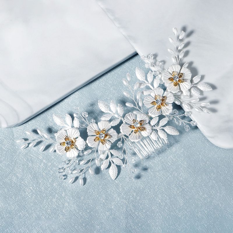 New Korean White Flower Leaf Comb Plain And Elegant Beaded Headdress Bride Wedding Hair Comb Wholesale Nihaojewelry