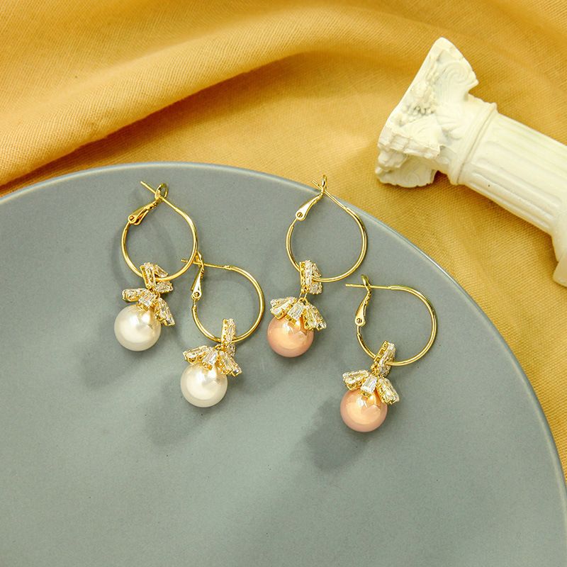 1149 Koreanische Version S925 Silberne Nadel Ohrringe Kreative Kleine Frische Blumen Ohrringe Weibliches Temperament Zirkon Netz Rote Perlen Ohrringe