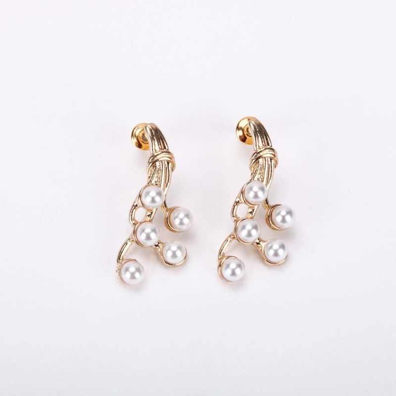 New Popular Golden Pearl Earrings S925 Silver Needle Geometric Irregular Korean Earrings Wholesale Nihaojewelry