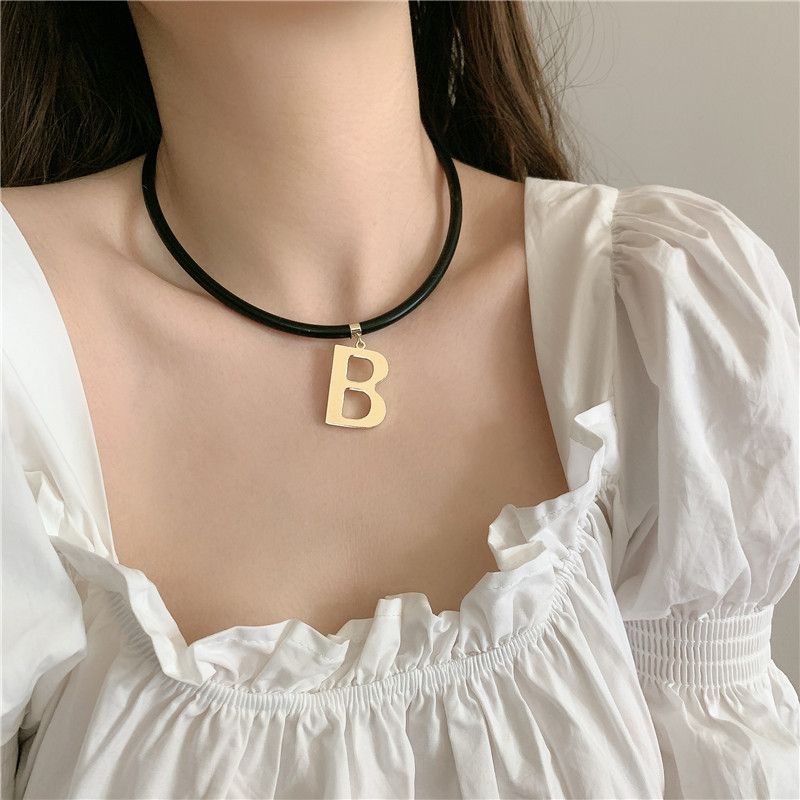 Korea The New Black And White Leather Rope Ring B Letter Pendant Choker Collar Ring Earrings Wholesale Nihaojewelry