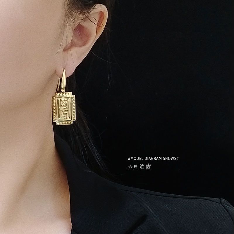 New Simple Texture  Titanium Steel Material 18k Real Gold Plating Non-fading Non-allergenic Earrings  Wholesale Nihaojewelry