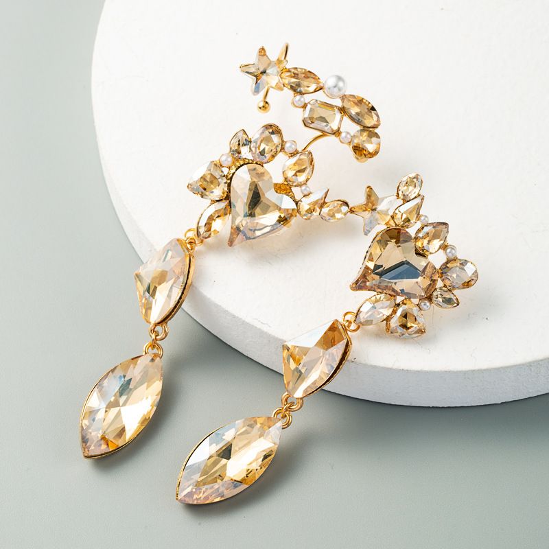 Europäische Und Amerikanische Übertriebene Goldene Perlen Ohrringe, Weibliche Legierung Mit Glas Diamanten, Super Blinkende Lange Internet-promi-dinner-ohrringe, Ohrringe