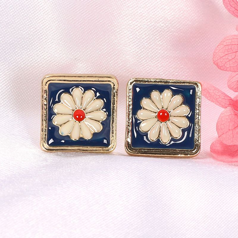 Fashion And Elegant Square Alloy Drop Oil Small Daisy Earrings Ear Jewelry Wholesale Nihaojewelry