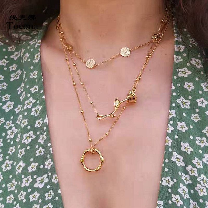 Fashion Golden Rose Flower 3-layer Necklace Printing Human Head Wave Circle Sequin Necklace Women