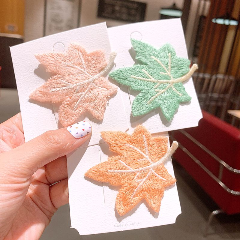 Leaf Hairpin Top Clip Maple Leaf Hairpin Headdress Bangs Clip Hair Ornament Wholesale Nihaojewelry