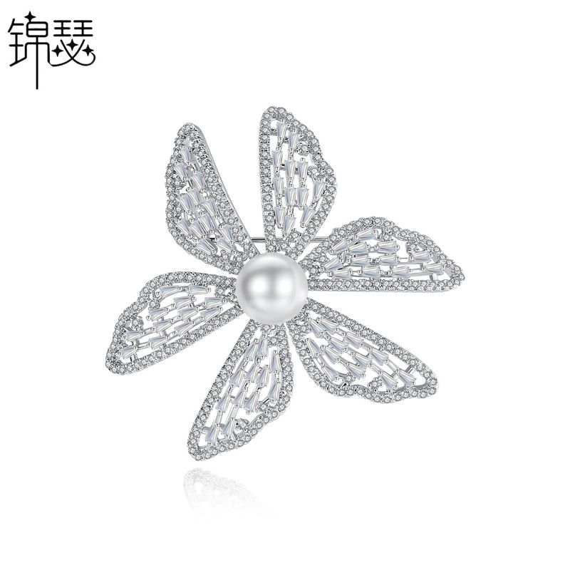 Korean Fashion Micro-inlaid Zircon Flower Pearl Brooch Wholesale Nihaojewelry