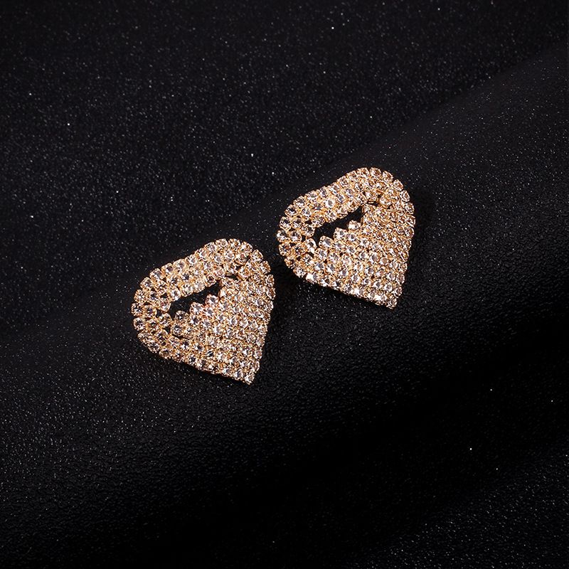 Hot-selling Love-shaped Rhinestone Fashion Simple Geometric Earrings For Women Wholesale Nihaojewelry