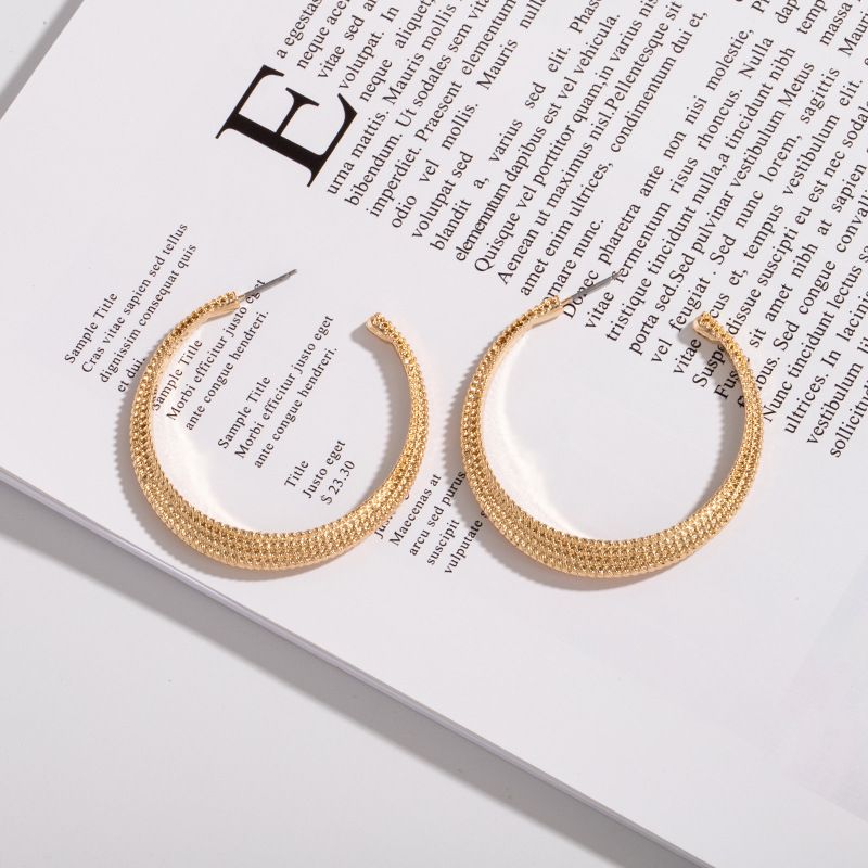 Nouvelles Boucles D'oreilles Créoles De Mode Simples Boucles D'oreilles Rétro Populaires En Forme De C En Gros Nihaojewelry