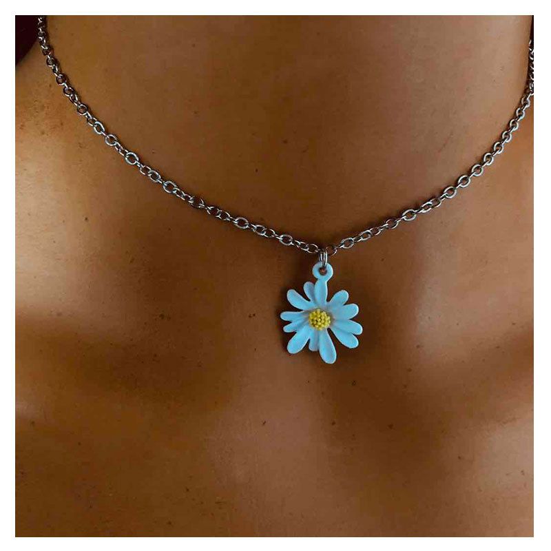 Fashion Sun Flower Single Layer Alloy Pendant Necklace Jewelry For Women Wholesale