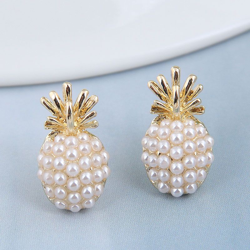 925 Argent Aiguille Coréenne Mode Métal Fraise Alliage De Perles Petites Boucles D&#39;oreilles