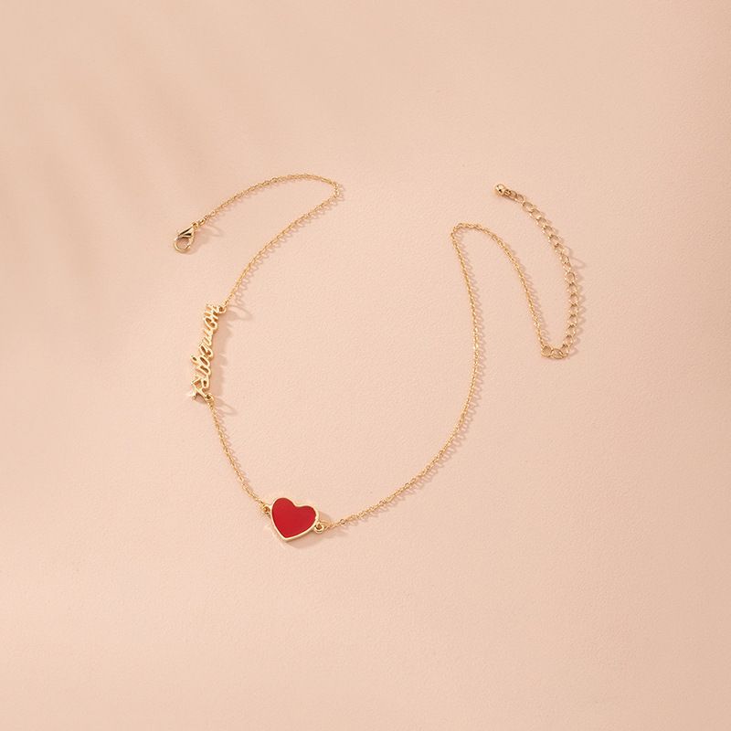 Nouveau Simple Amour En Forme De Coeur Dames Coréen Petit Coeur Rouge Lettre Pendentif Clavicule Chaîne Collier En Gros