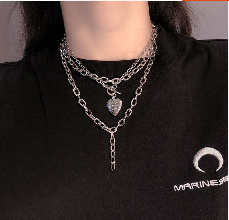 Fashion Hip Hop Style Multi-layer Love-shaped Pendant Niche Clavicle Chain