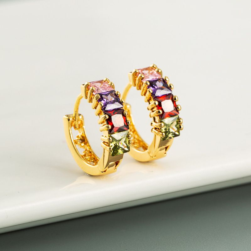 Pendientes Simples De Circón Con Incrustaciones De Latón Dorado Exquisito De Moda Coreana Al Por Mayor Nihaojewerly