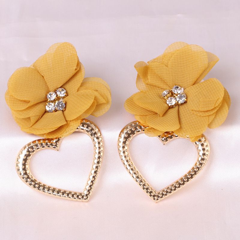 Fashion Exaggerated Heart-shaped Alloy Brand Women's Flower Earrings