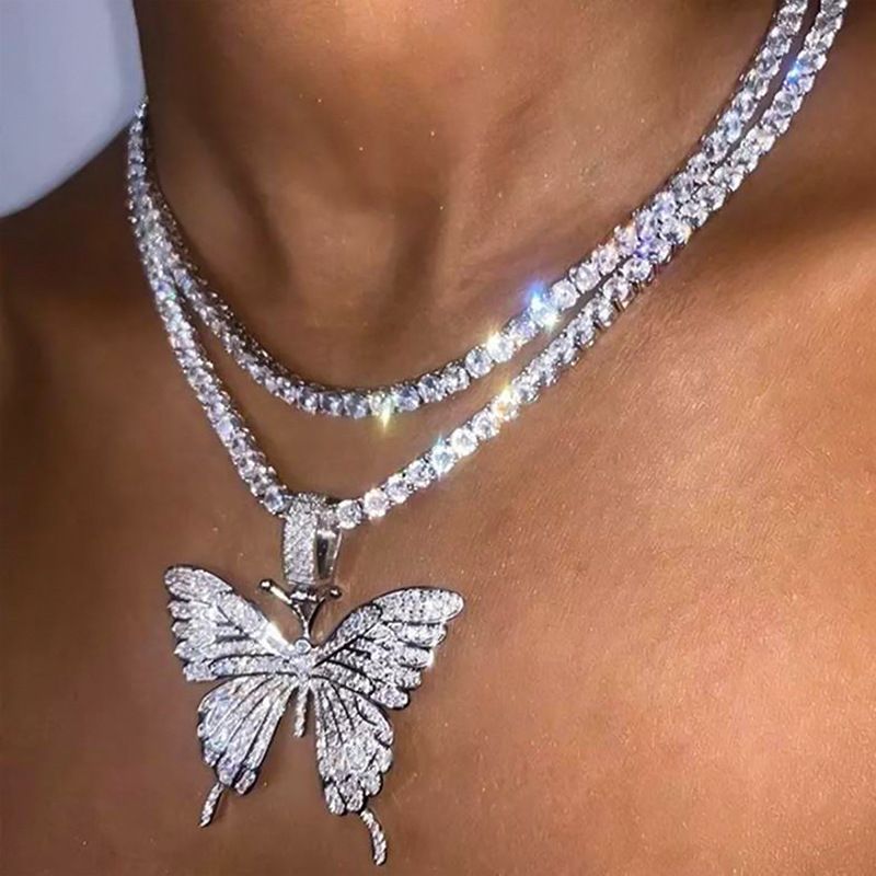 Vente Chaude Papillon Plein Diamant Monocouche Chaîne De Griffe Alliage Simple Et Polyvalent Collier De Chaîne De Clavicule Strass