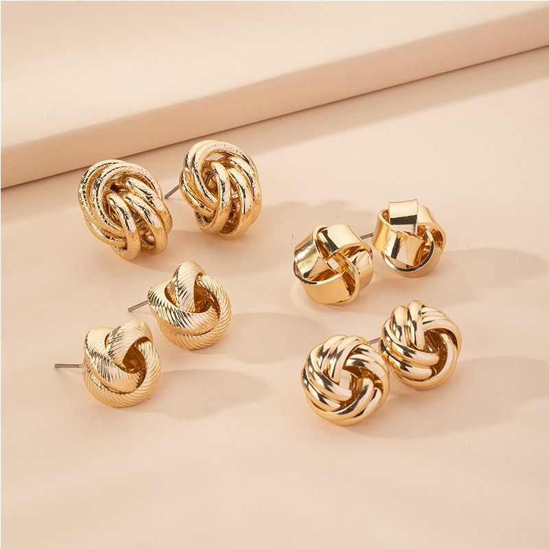 Hot Selling Fashion Creative Exaggerated Retro Metallic Geometric Round Earrings Wholesale