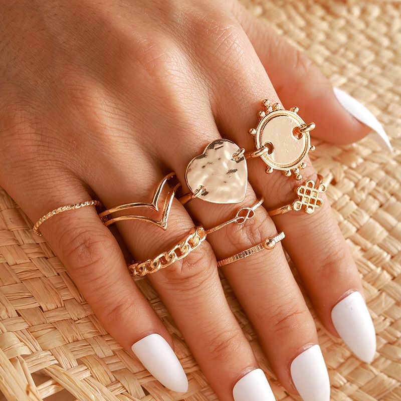 Hot Selling Golden Personality Disc Love Chinese Knot Ring Geometric Chain Heart-shaped 8-piece Ring