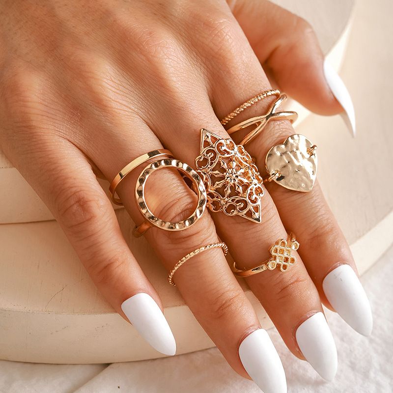 Hot Selling Fashion Cross Simple Hollow Love Round 8-piece Ring Set Wholesale