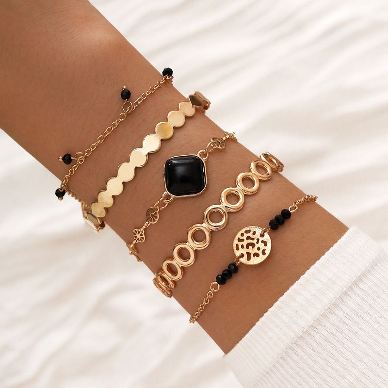 Conjunto De 5 Piezas De Pulsera Con Cuentas Hechas A Mano Con Diamantes De Resina Cuadrados Negros Simples De Moda