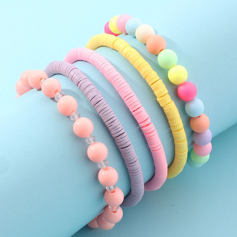 Venta Al Por Mayor Determinada De La Pulsera De Los Niños Moldeados Del Color Del Caramelo Coreano