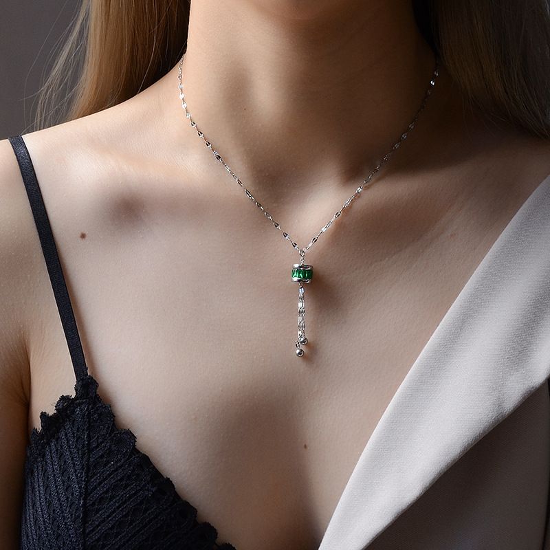 Niche Fashion Emerald Tassel Titanium Steel Pendant Necklace For Women