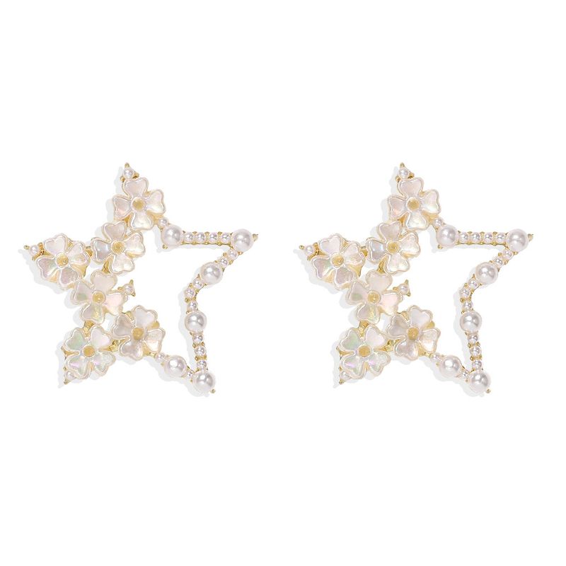 Corée Alliage Incrusté De Perles De Mode Amour Boucles D&#39;oreilles Étoiles À Cinq Branches En Gros
