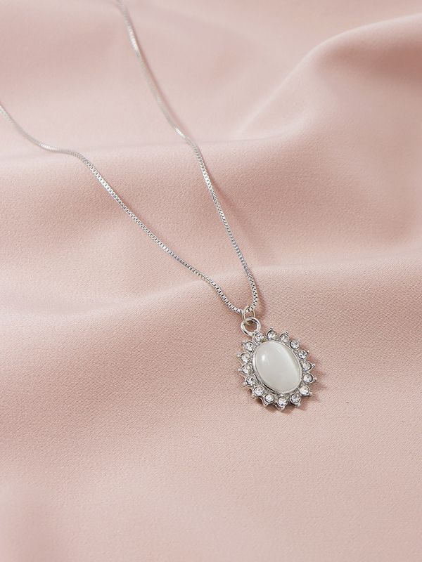 Hot Selling  Fashion Diamond Pendant Women's Necklace Wholesale