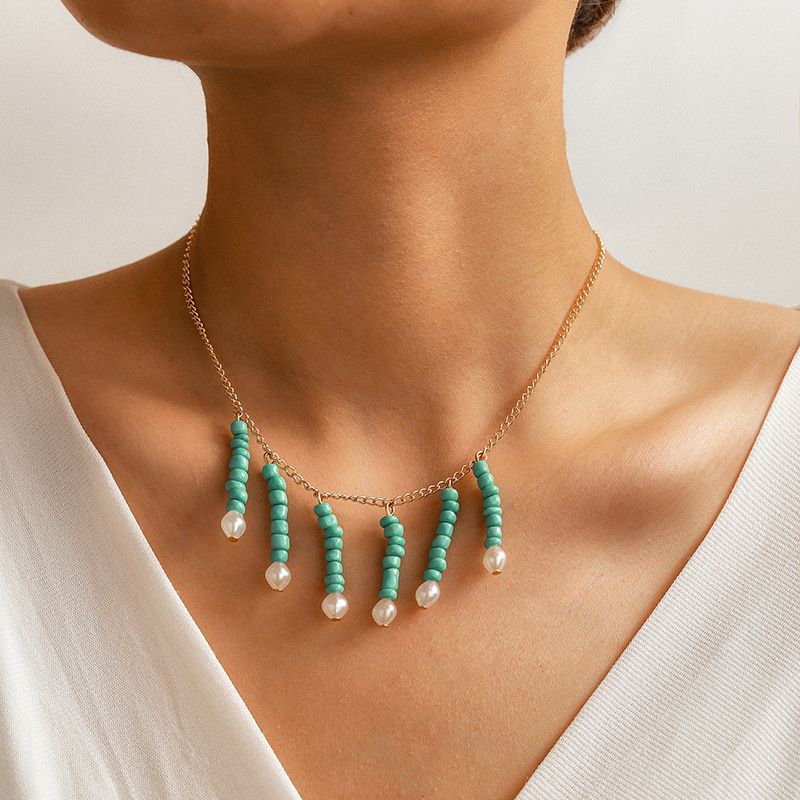 Neue Mode Einfache Wilde Ethnische Stil Grüne Reisperle Perle Handgemachte Perlenkette
