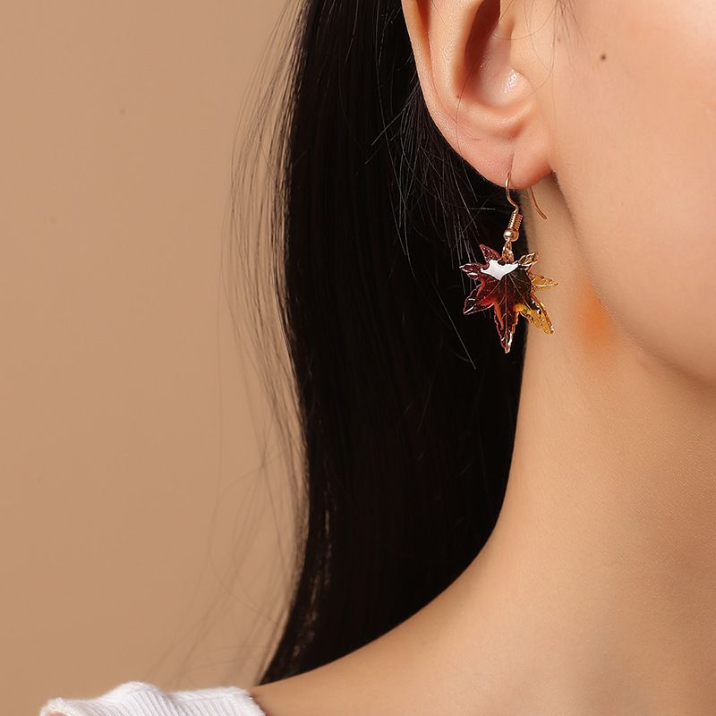 Fashion Beautiful  Korean All-match Gradient Color Epoxy Maple Leaf Earrings