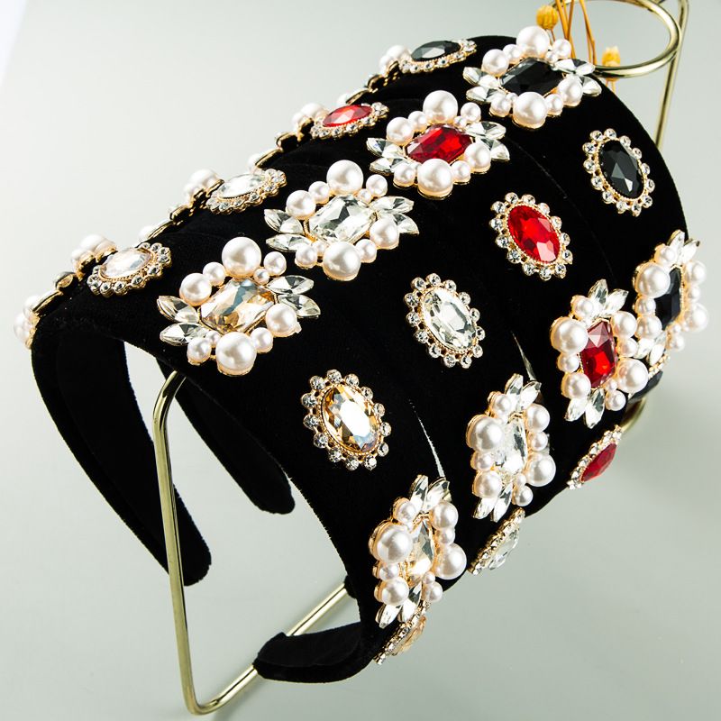 Exaggerated Black Gold Velvet Cloth Wide-border Flower Pearl Headband Retro Baroque Inlaid Rhinestone Headband