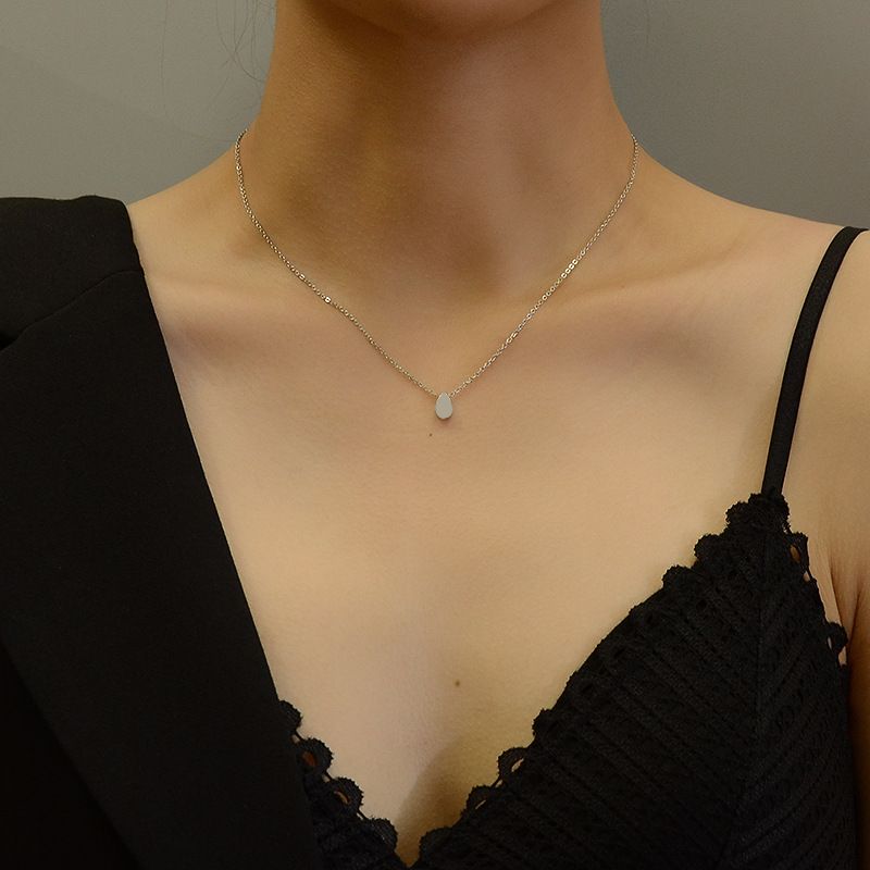 White Drop-shaped Pendant Minimalist Titanium Steel Necklace