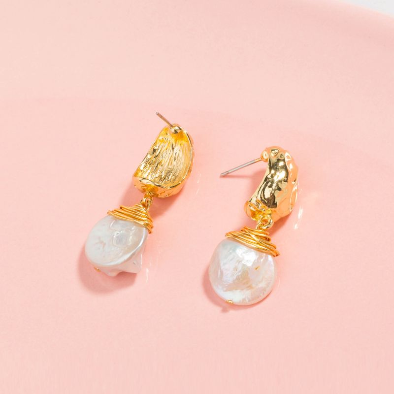 Boucles D&#39;oreilles En Alliage De Perles D&#39;eau Douce Naturelles Tissées À La Main En Métal En Forme De Vente Chaude Pour Femmes