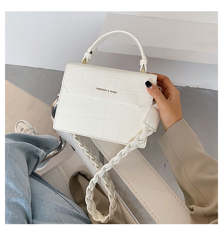 New Trendy Fashion Retro Single Shoulder All-match Small Messenger Bag For Women