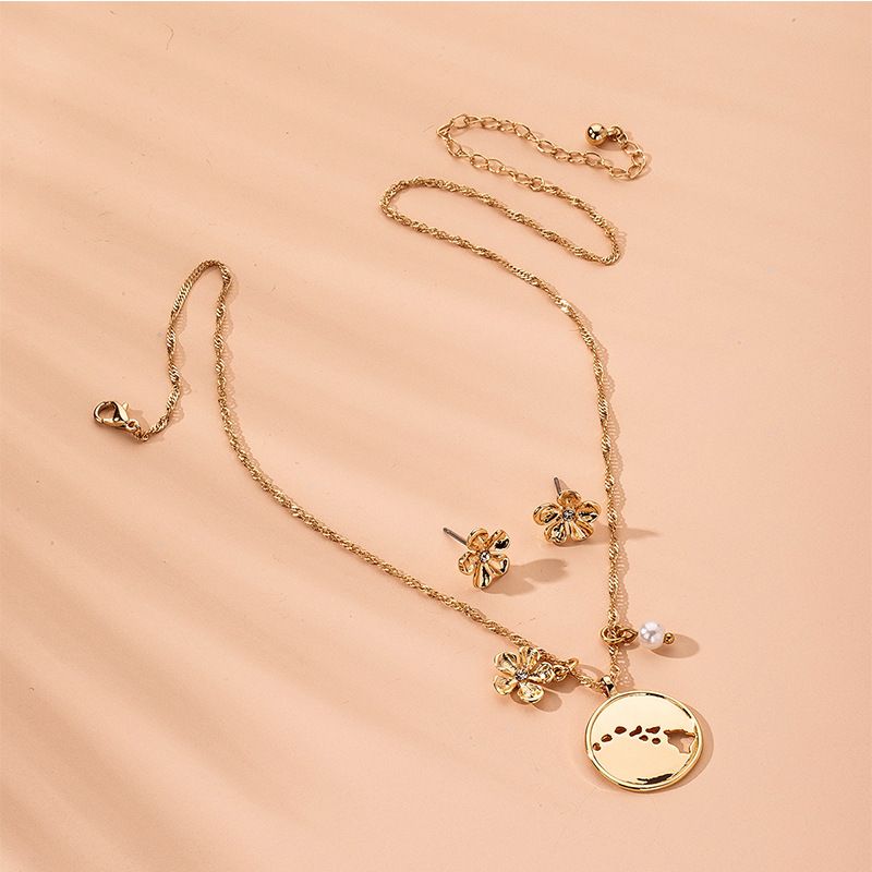 New Korean Fashion Simple Clavicle Chain Necklace Earrings Set For Women