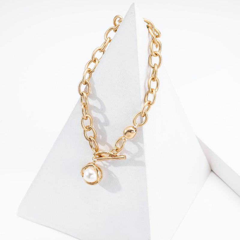 Alloy Thick Chain Pearl Pendant Necklace