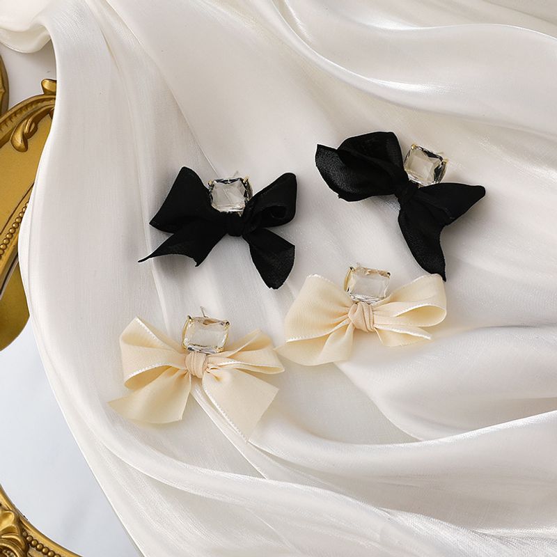 Fashion Gemstone Bow Earrings