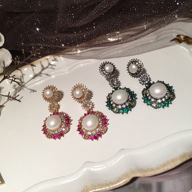 Elegant Pearl Flower Earrings