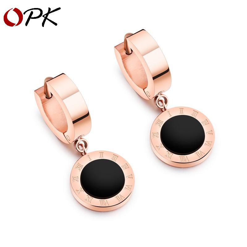 Black Single-sided Roman Numerals Short Circle Round Earrings