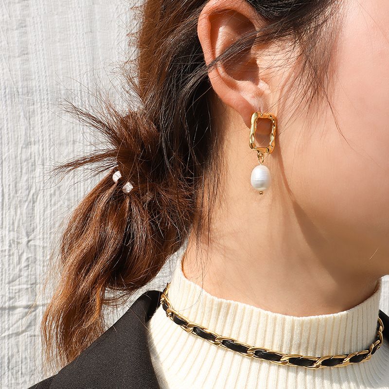 Irregular Geometric Pearl Earrings