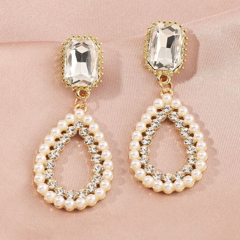 Fashion Round Five-pointed Star Pearl Earrings