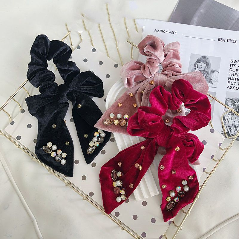 Retro Diamond Bow Velvet Hair Scrunchies