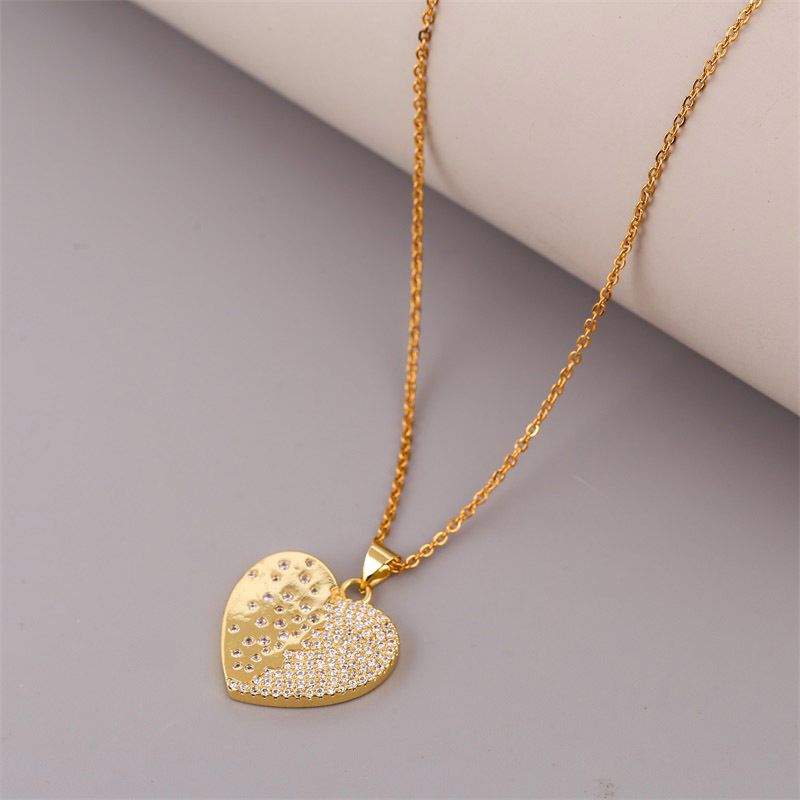 Creative Simple Copper Inlaid Zirconium Heart Necklace