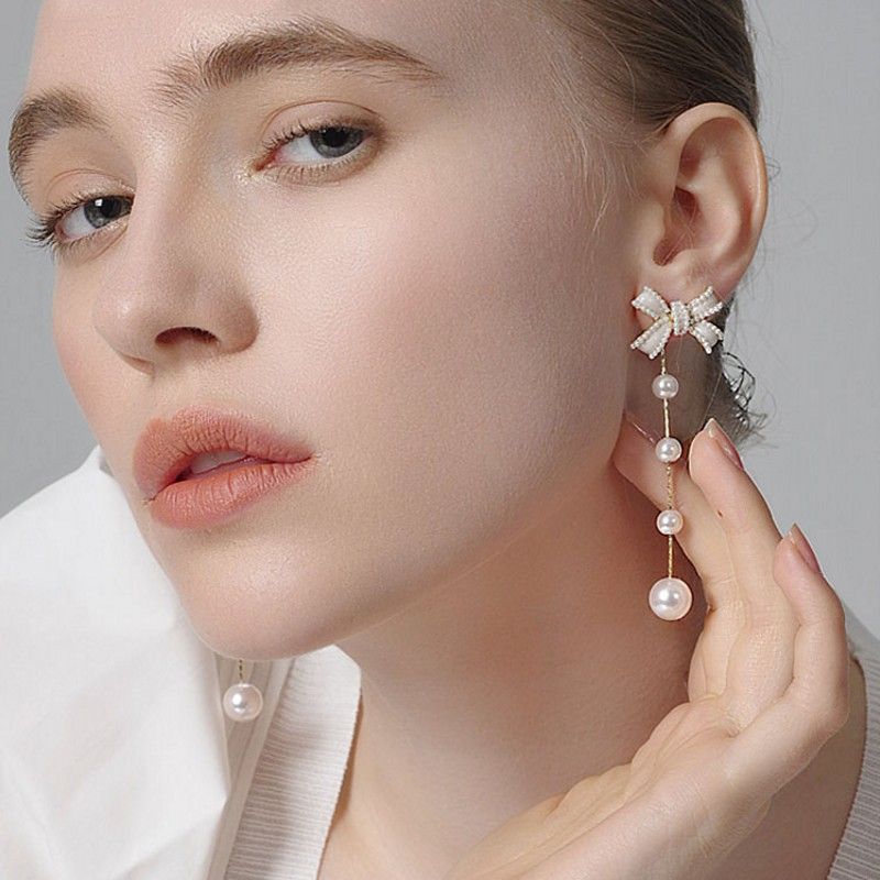 2021 New High-end Atmosphere Long Two-wear Dripping Retro Bow Pearl Earrings