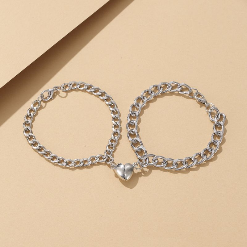 European And American New Personality Magnet Heart-shaped Bracelet Retro Round Couple Bracelets