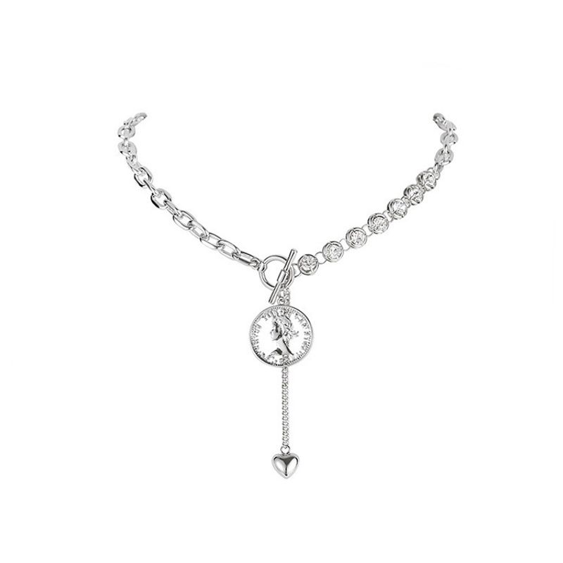 Retro Portrait Love Ot Stitching Diamond Necklace Personality Titanium Steel Clavicle Chain